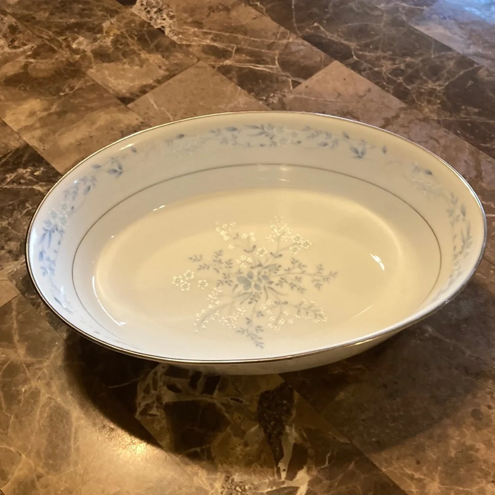 Noritake Vintage Contemporary Fine China Oval Serving Bowl